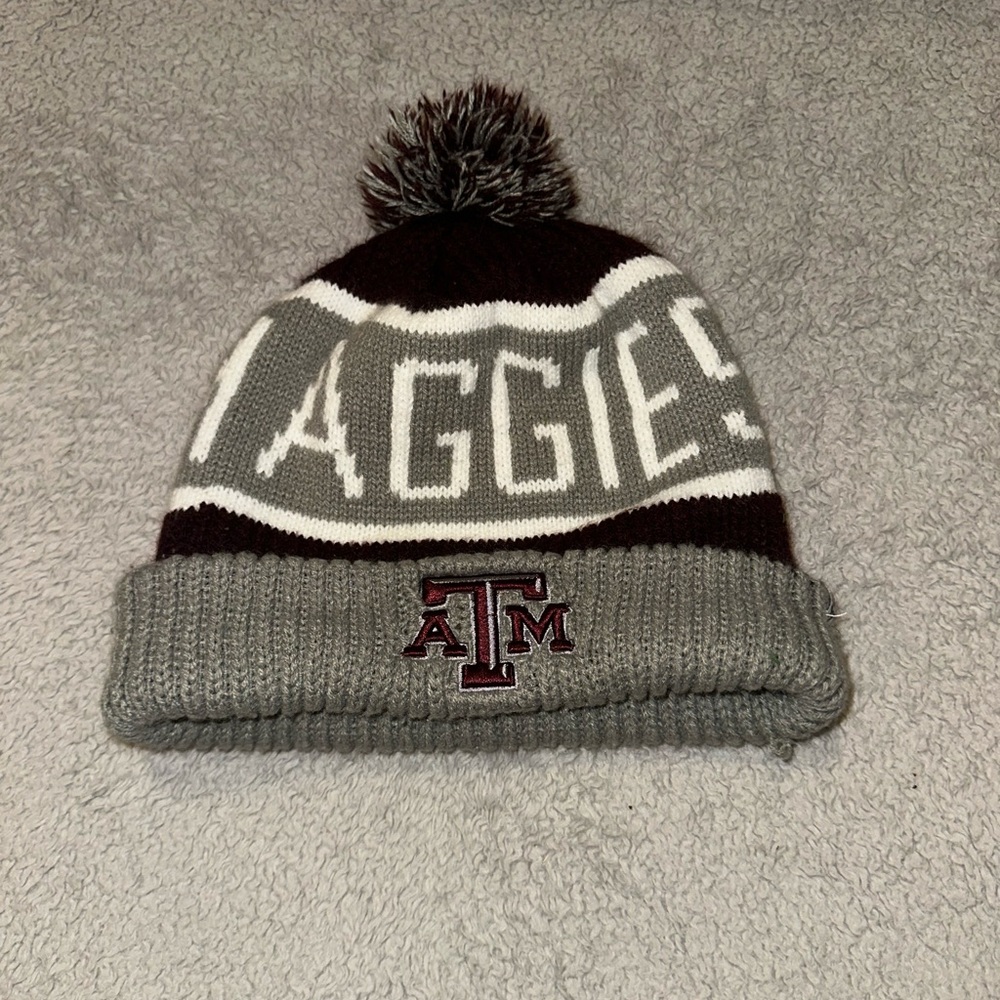 Texas A&M Pom Beanie in Grey and Maroon